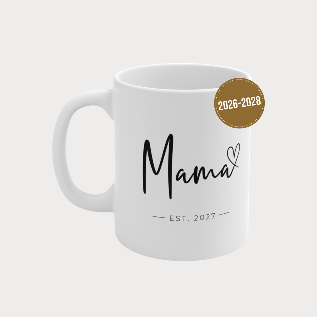 Tasse Mama 2026-2028 Herz schwarz – Jahreszahl wählbar