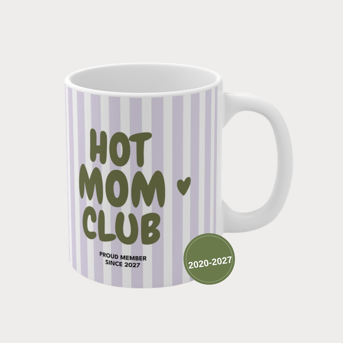 Hot Mom Club Tasse 2020-2027 lila gestreift – Jahreszahl wählbar