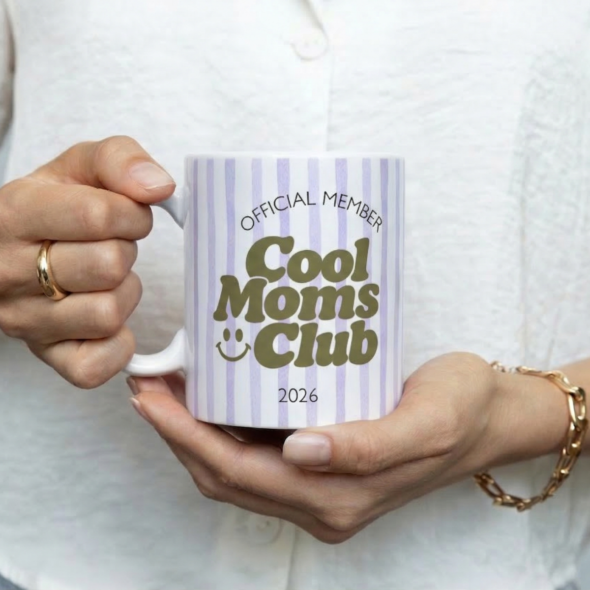 Tasse Cool Moms Club Lila (2020 bis 2027 oder ohne Jahreszahl)