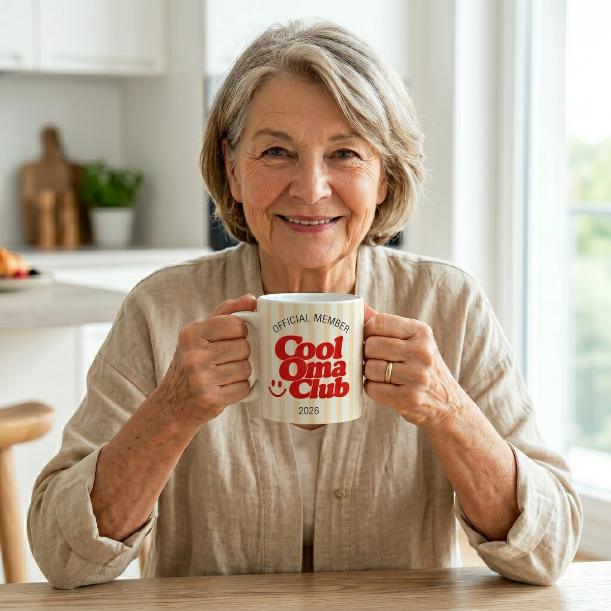 Tasse Cool Oma Club Gelb Rot (2020 bis 2027 oder ohne Jahreszahl)