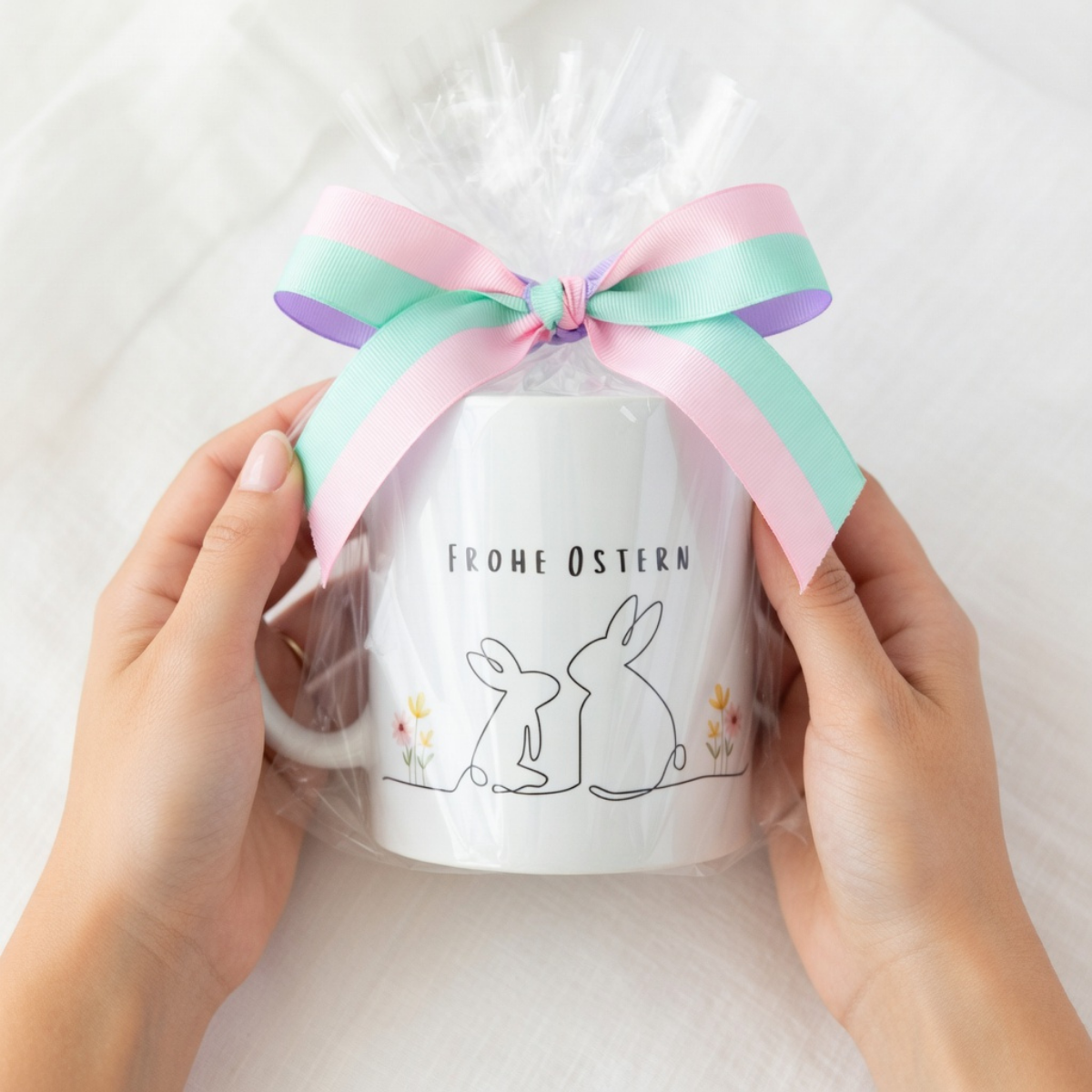 Tasse Ostern gezeichneter Hase